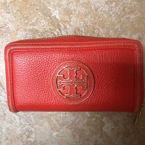 Tory Burch wallet